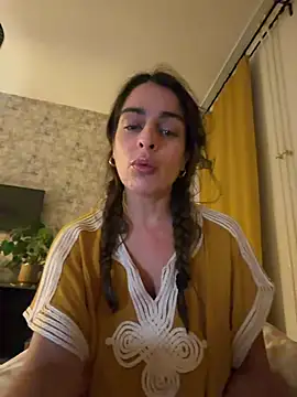 Camii2244 - ass tease with cream