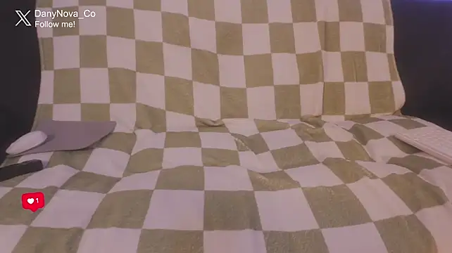 DanyNova_Co - Want a glimpse of my pussy hair?