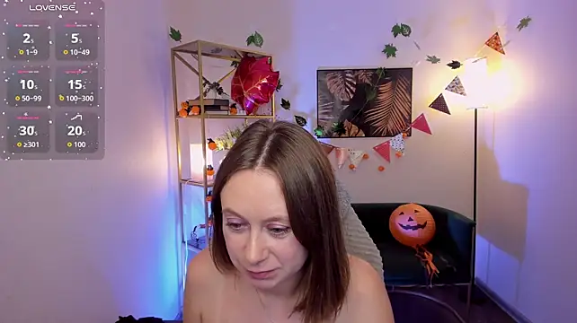 Brooke_lover - shake ass in doggy;)