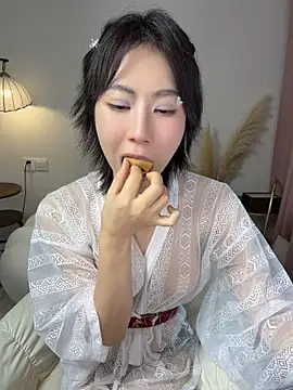 Nanako99 - 坐脸揉胸
