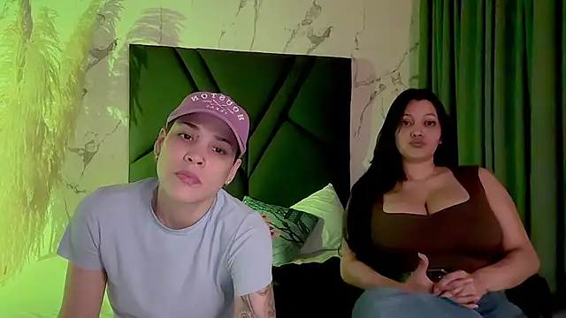 Marcella_and_laura - SUCK BOOBS!!
