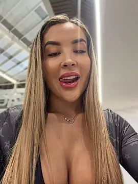 Alexa_seexy1 - Fucking or pussy in the public bathroom