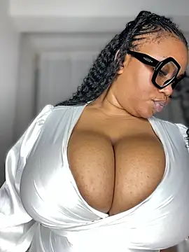 EliteSoraya - Dildo Fuck+Squirt💦💦
