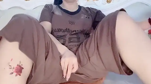 __Joy69__ - Enjoy these happy moments with me.