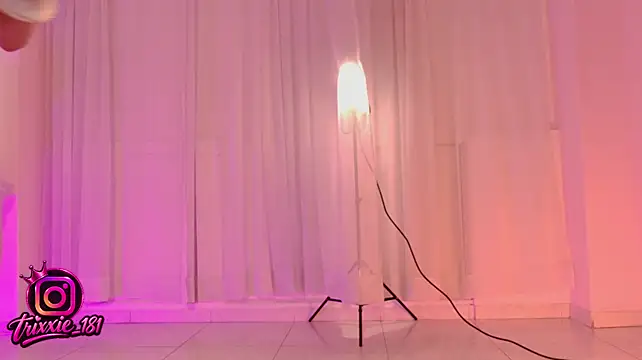 Trixxie_18 - ride the torso trixxie