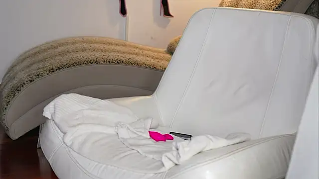 Katyerave - Cumshow