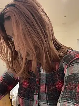 DonnaShy - Lingerie try-on, 3 outfits😘