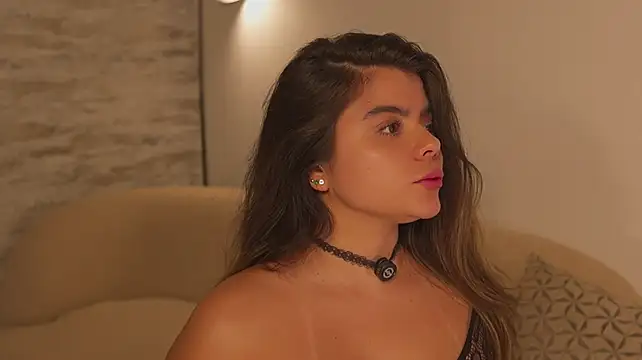 Julie_Belle_ - Show boobs and play