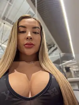 Alexa_seexy1 - Fucking or pussy in the public bathroom