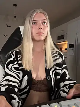 Rainsworld420 - Tittie time! 🤪