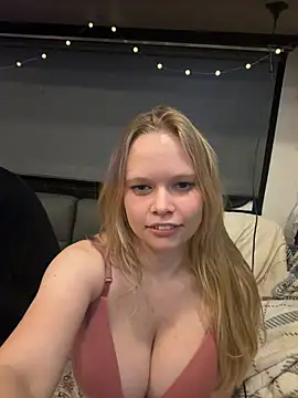 Sweetdivide - Doggy pussy to mouth