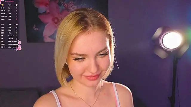 Eva_kiki - 🍑FLASH AND TEASE WITH MY ASS🍑