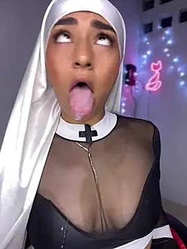CelestSkyy - Twerking with plug anal