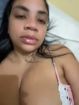 Morenacarioca3 - Ajudem