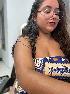 CurlyGirl_1 - Cowgirl?