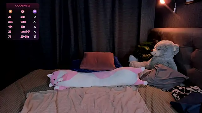 Asya_Almost - make a doggy pose for u