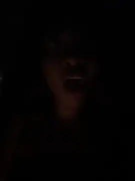 Angel_preta - Siririca no carro