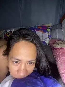 MayMay33 - blow job my toy (dildo)