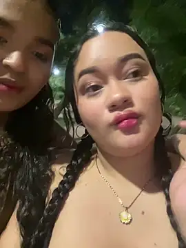 Dakota_JE - 🔥Both girls' breasts exposed 🔥