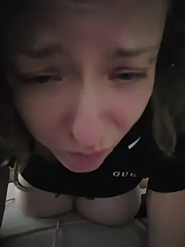 Julimonroe - Play with my chocolate dipped dildo 😋