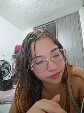 AliciaWhite_nt