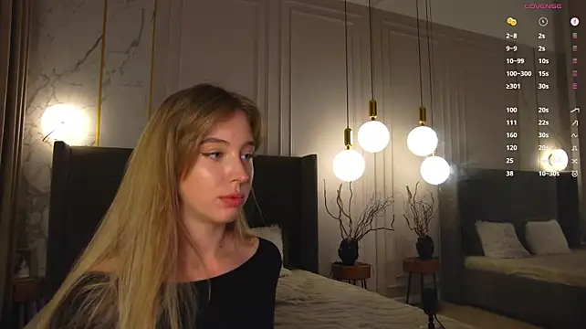 LoraineLuff - tits tease