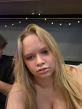 Sweetdivide - Doggy pussy to mouth