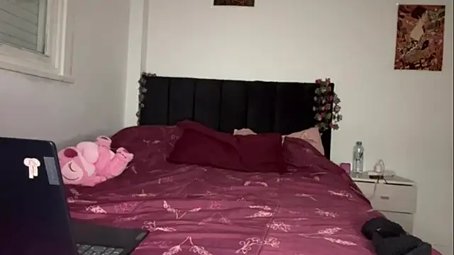 Lilyriot - Tease my pussy Close Up