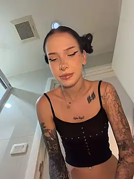XEye_Candy - OCEAN SQUIRT AND FUCK ME