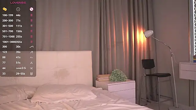 HuldaAutman - 💋 Massage ass close up + oil💋