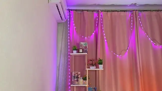 StacyLuce - ❤️Tease Pussy Close Up❤️