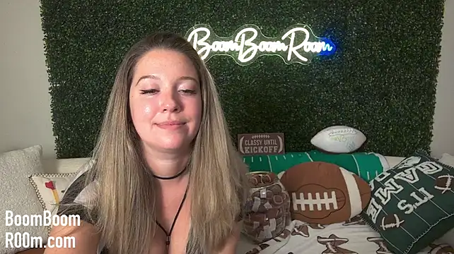 Boomboomr00m - Naked Oil Show