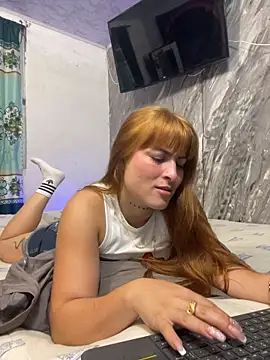 Liah_ferrer - top off