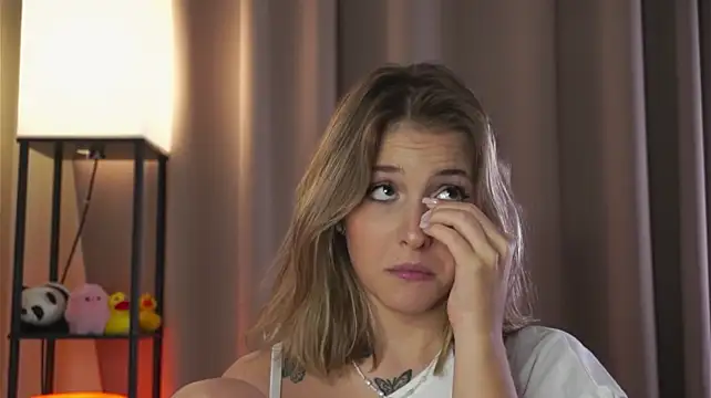 LoveSeekins - take off my skirt + oil my ass