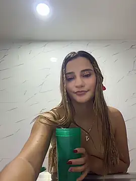 Vaniluu9 - 🍑🍑FUCK ME ASSS HARD HPTAAA 🥵💦