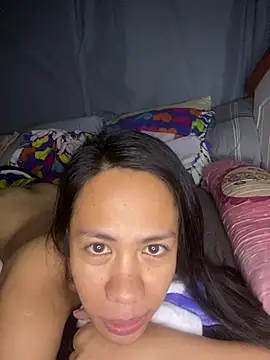MayMay33 - blow job my toy (dildo)