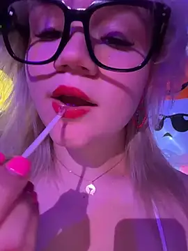 Cutiepiespanks - Pussy play With Glowin dildo
