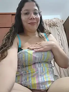 Carliina_Soussa - Show vagina, tits