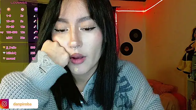 Ludo_kitty - play whit dildo