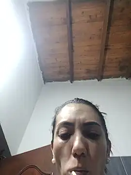 LunaZambrano - Show tits Windows house