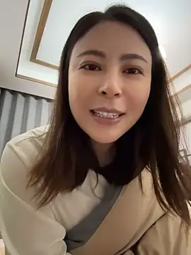 YaoYao8888 - 脱掉内衣直播2分钟