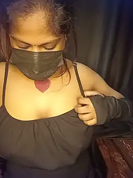 Tamil_Kanmani - Pussy show with fingering