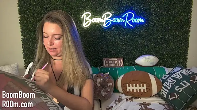 Boomboomr00m - Naked Oil Show