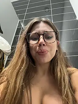 Jucie_Boom - RSIKY SHOW MY BOOBIES OPENDOOR🥵