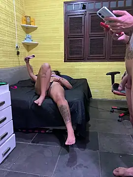 Housebalifans - to clap with one's buttocks
