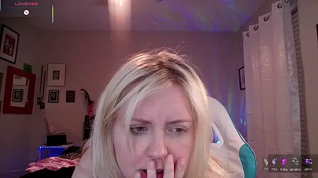 Thedancingalien - Ass Tease ;))))