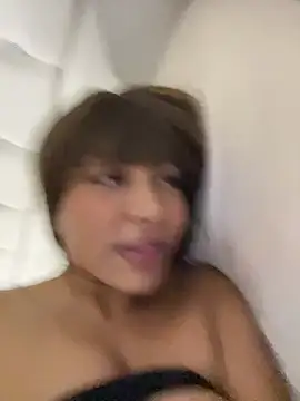 Linarodri - BAILE DESNUDA Y MASTURBARME