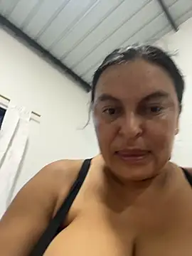Horny-Mommy-Dirty - Squirt