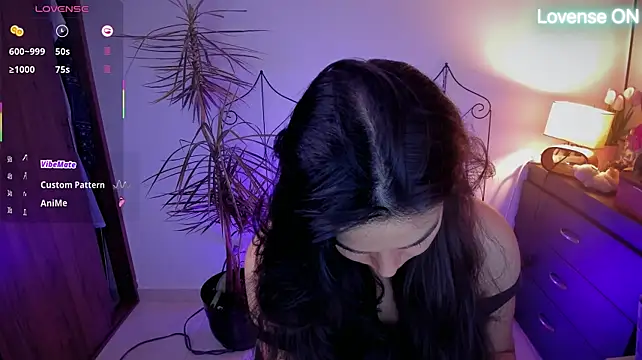Lunlunera - Red days: Undress me and make me yours