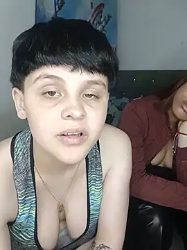 Valkiria_and_Sam - Pussy zoom valkiria
